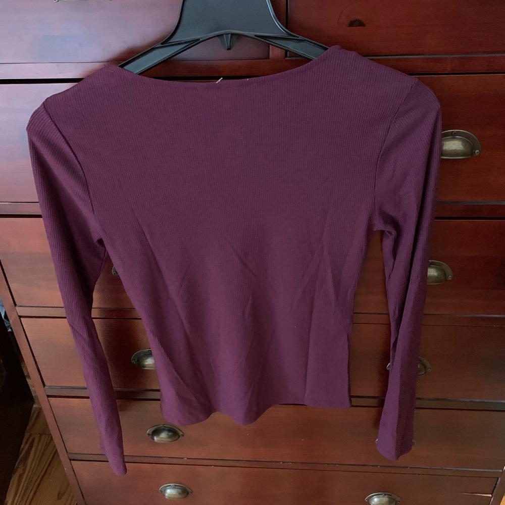 Aeropostale long sleeve shirt in plum - Picture 2 of 2